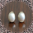 Link to Gold Pearl Earrings & Studs Page.