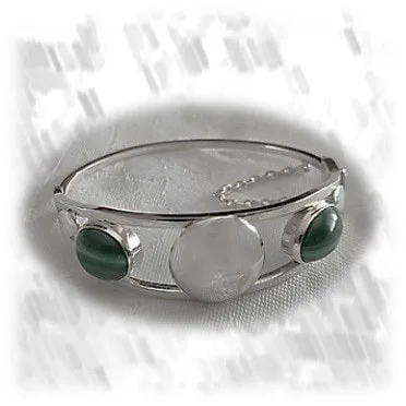 BA00600C-Sterling Silver Natural Malachite Bangle. $600.00