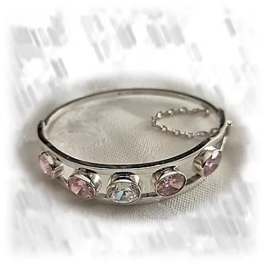 BA00650C-Sterling Silver Cubic Bangle. $650.00