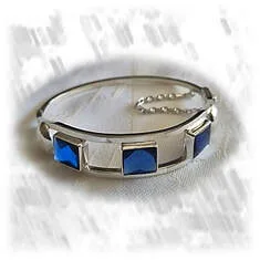 BA00700D-Sterling Silver Synthetic Sapphire Bangle.