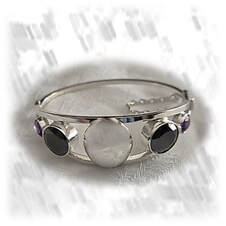 BA00700E-Sterling Silver Synthetic Garnet Natural Amethyst Bangle.