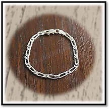 Main page item plain silver bracelet $100C