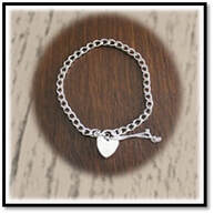 Main page item plain silver with lock bracelet $150B