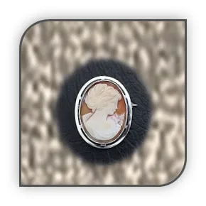 BR00400C-Sterling Silver Cameo Pendant Brooch. $400.00