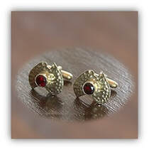 Main page item gold-plated silver Australiana & garnet cufflinks $180A