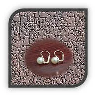 Main page item 18ct yellow gold & cultured pearl old clip earrings $500C