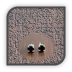 Main page item silver & round plain onyx studs $80A
