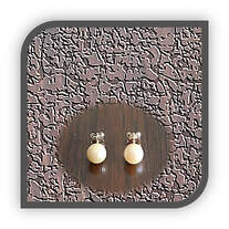 Main page item 9ct yellow gold & cultured pearl studs $350A