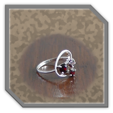 Main page item silver & 3 x garnet ladies ring $180A