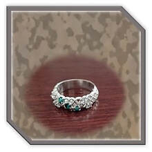 Main page item silver Gilson emerald & cubic ladies ring $220A