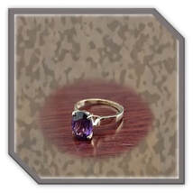 Main page item 9ct yellow gold & oval amethyst ladies ring $600A