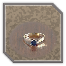 Main page item 18ct yellow gold & round sapphire ladies ring $1100B