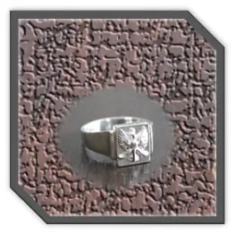 MR00200G-Sterling Silver Men's Ring. $200.00