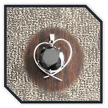 Main page item silver & large black cubic heart-shaped pendant $280D