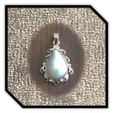 Main page item 9ct yellow gold pear shaped blister pearl & sapphire pendant $800B