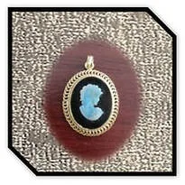 Main page item frilly edge 9ct yellow gold & opal bust on oval onyx cameo pendant $900C